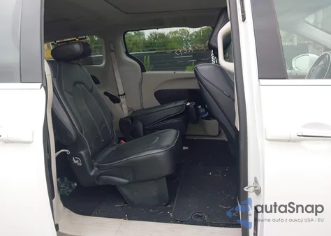 2019 Chrysler Pacifica Limited z USA, uszkodzony, nr VIN 2C4RC1GG3KR588170